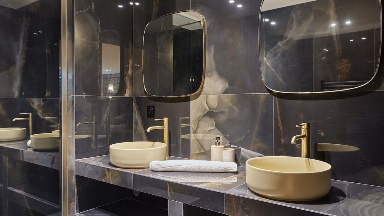 Photo of Bathroom in Necker