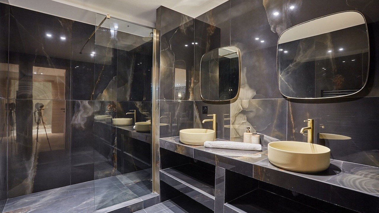 Photo of Bathroom in Necker