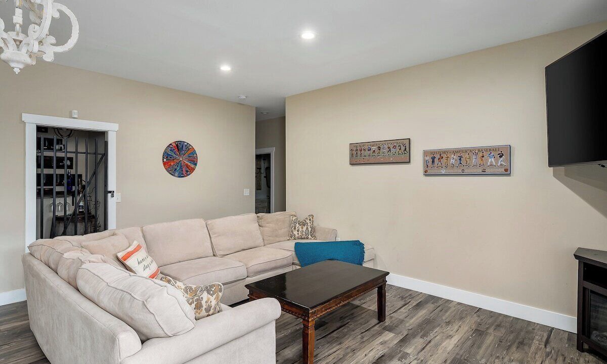 Photo of Livingroom in Seneca