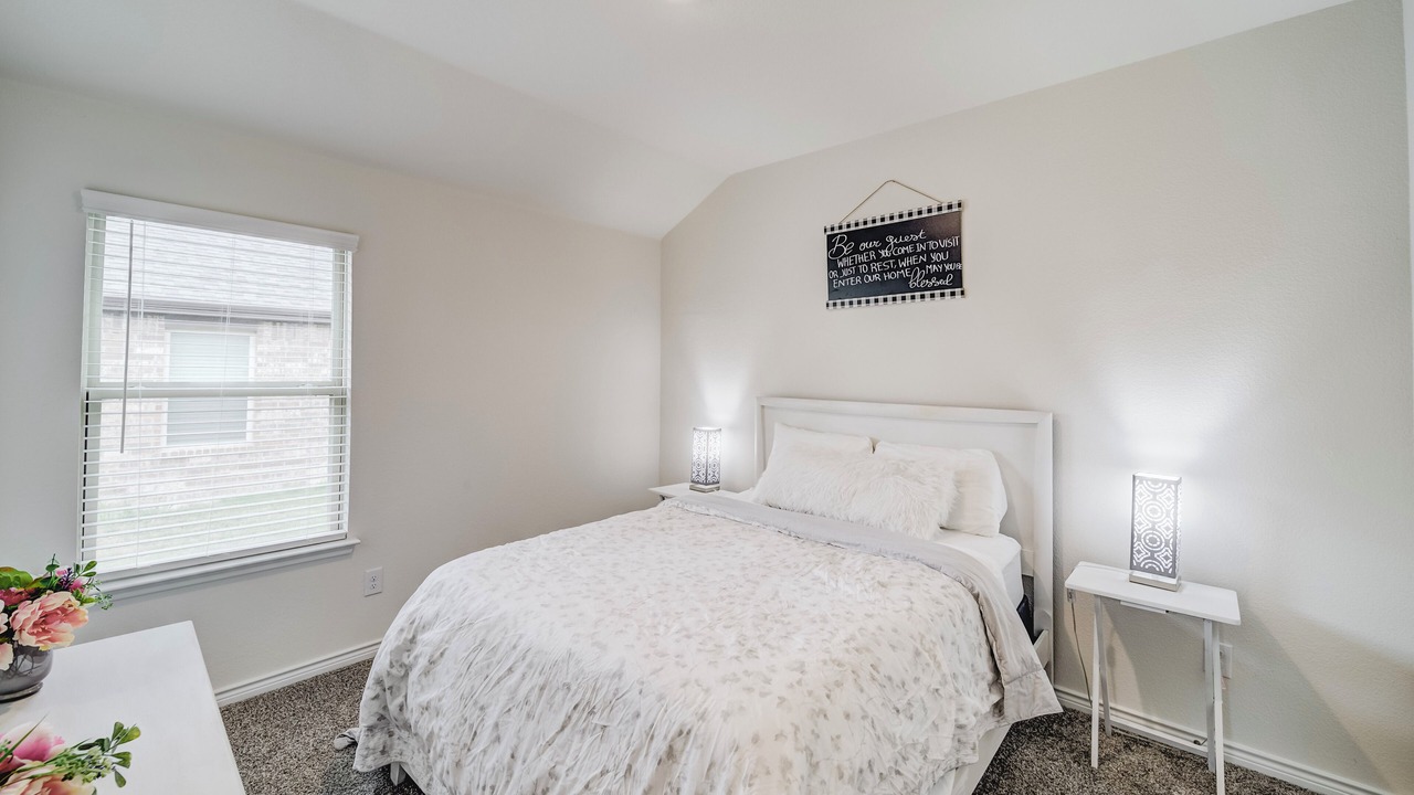 Photo of Bedroom in Anna