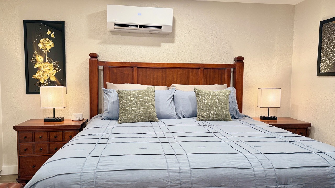 Photo of Bedroom in Oak Lawn