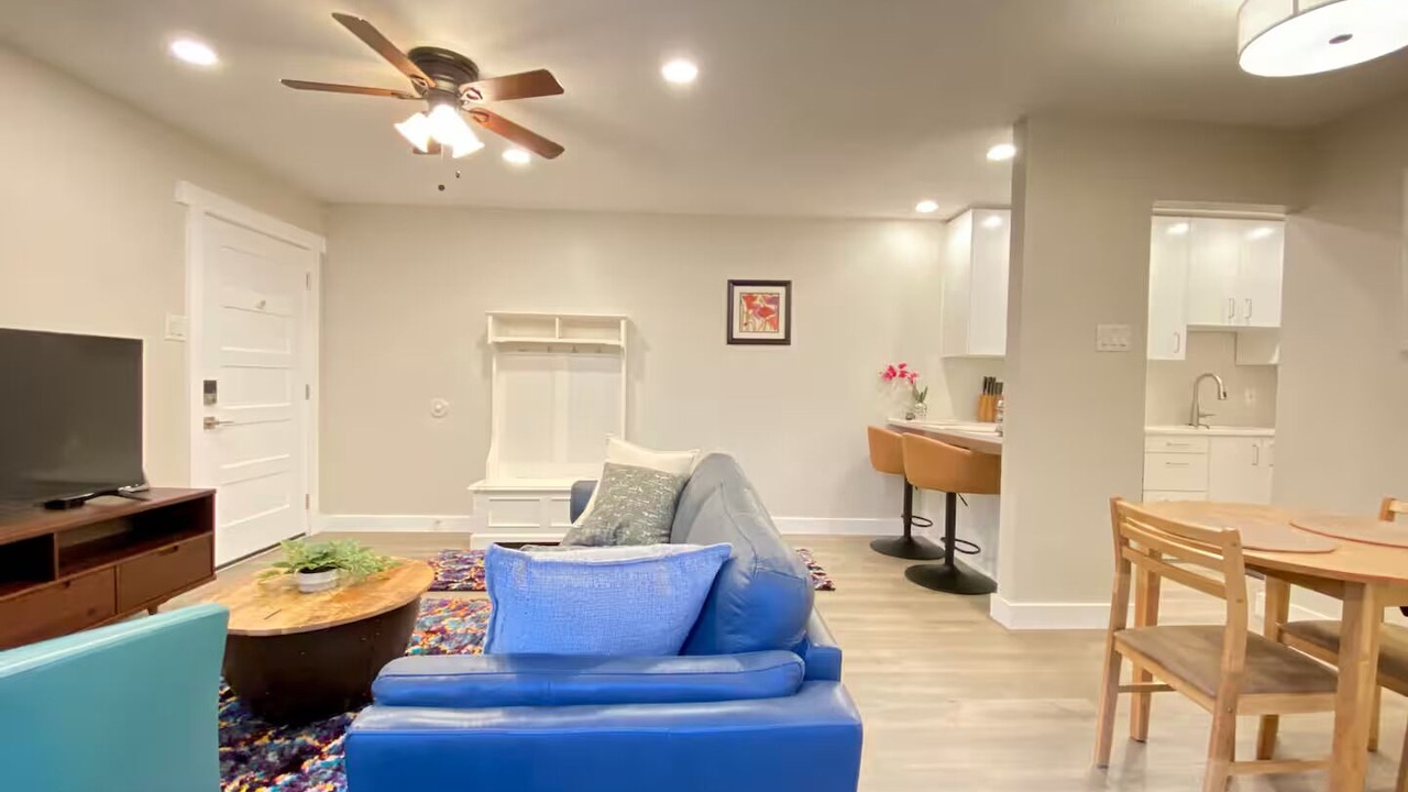 Photo of Livingroom in Oak Lawn