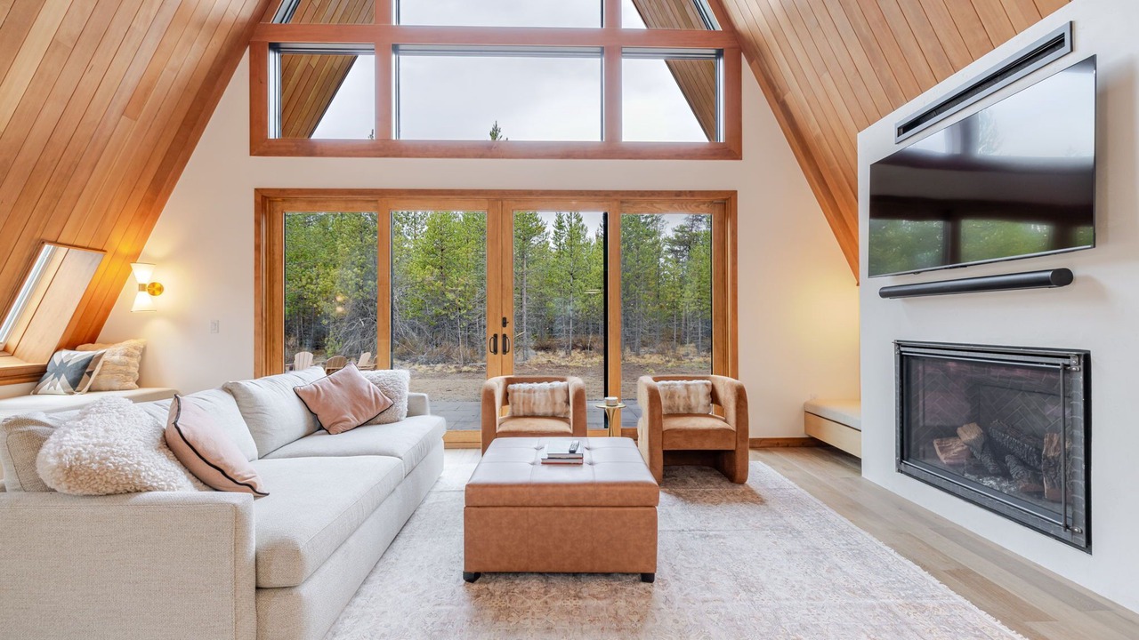 Photo of Livingroom in Three Rivers