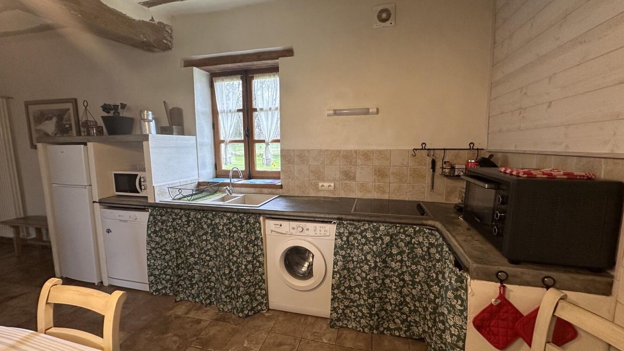 Photo of Kitchen in Neuilly-le-Real