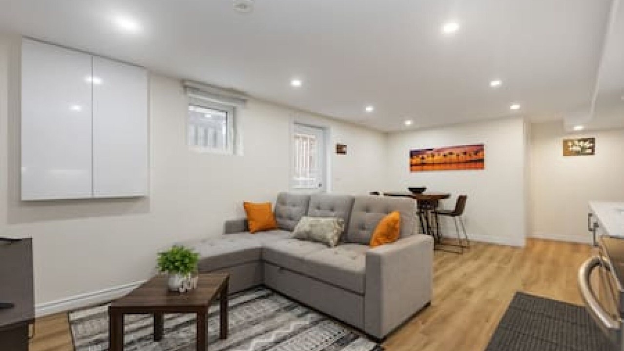 Photo of Livingroom in Pickering