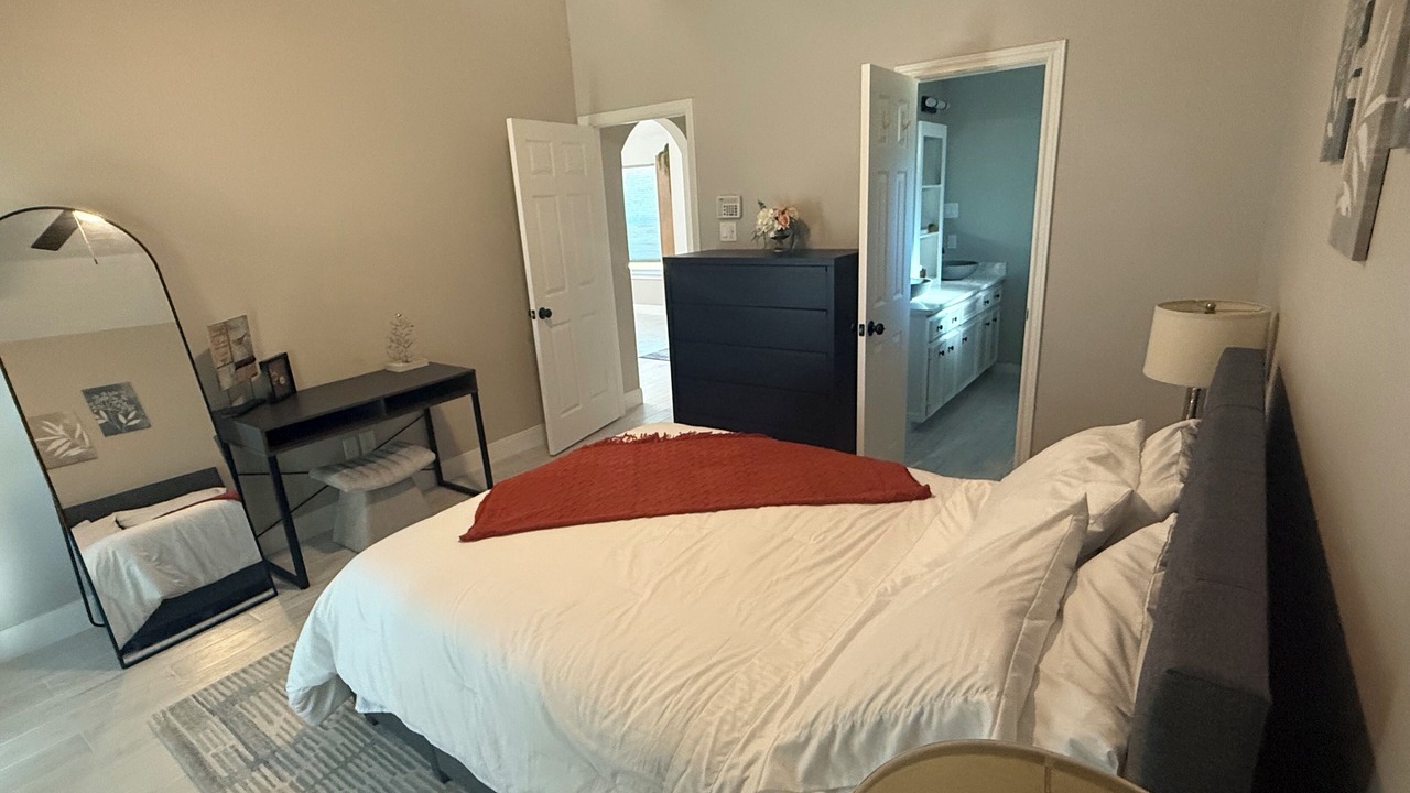 Photo of Bedroom in Conroe