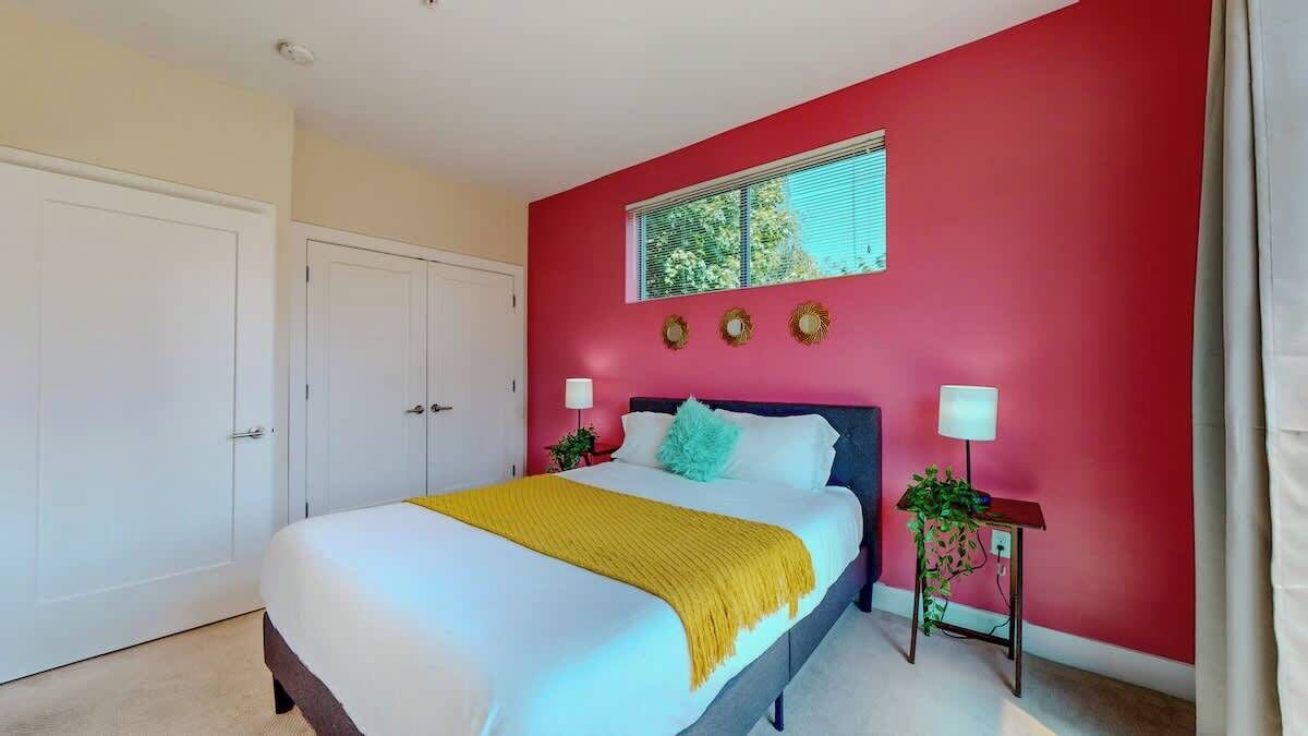 Photo of Bedroom in Downtown