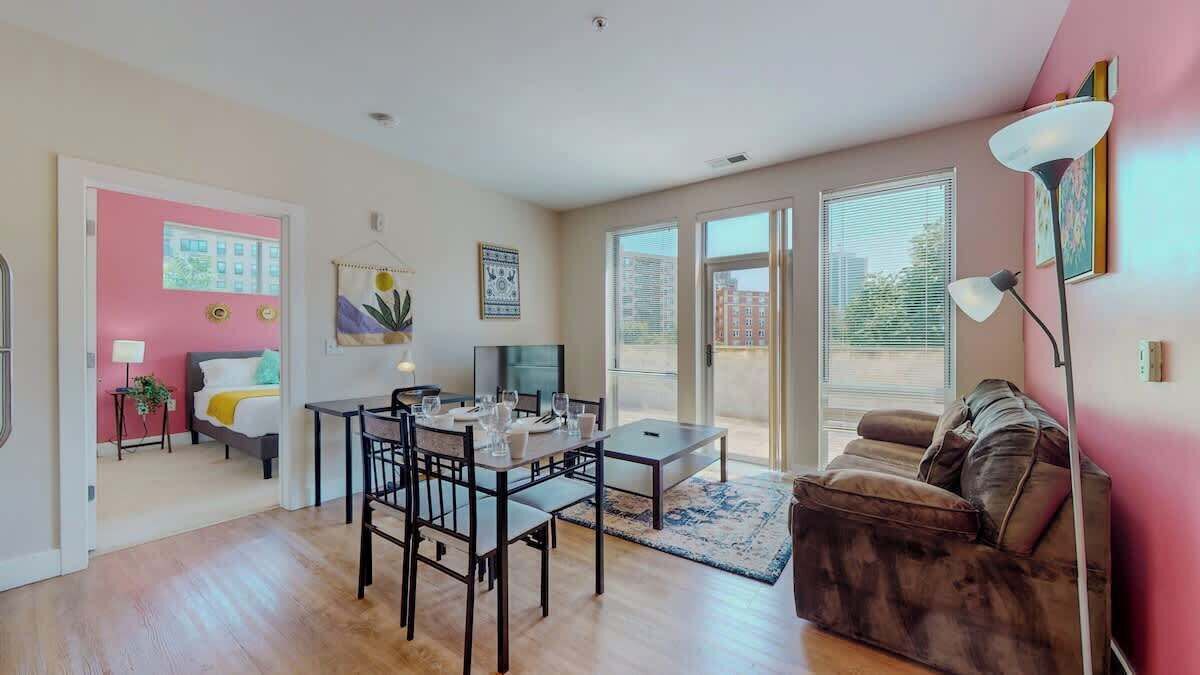 Photo of Livingroom in Downtown