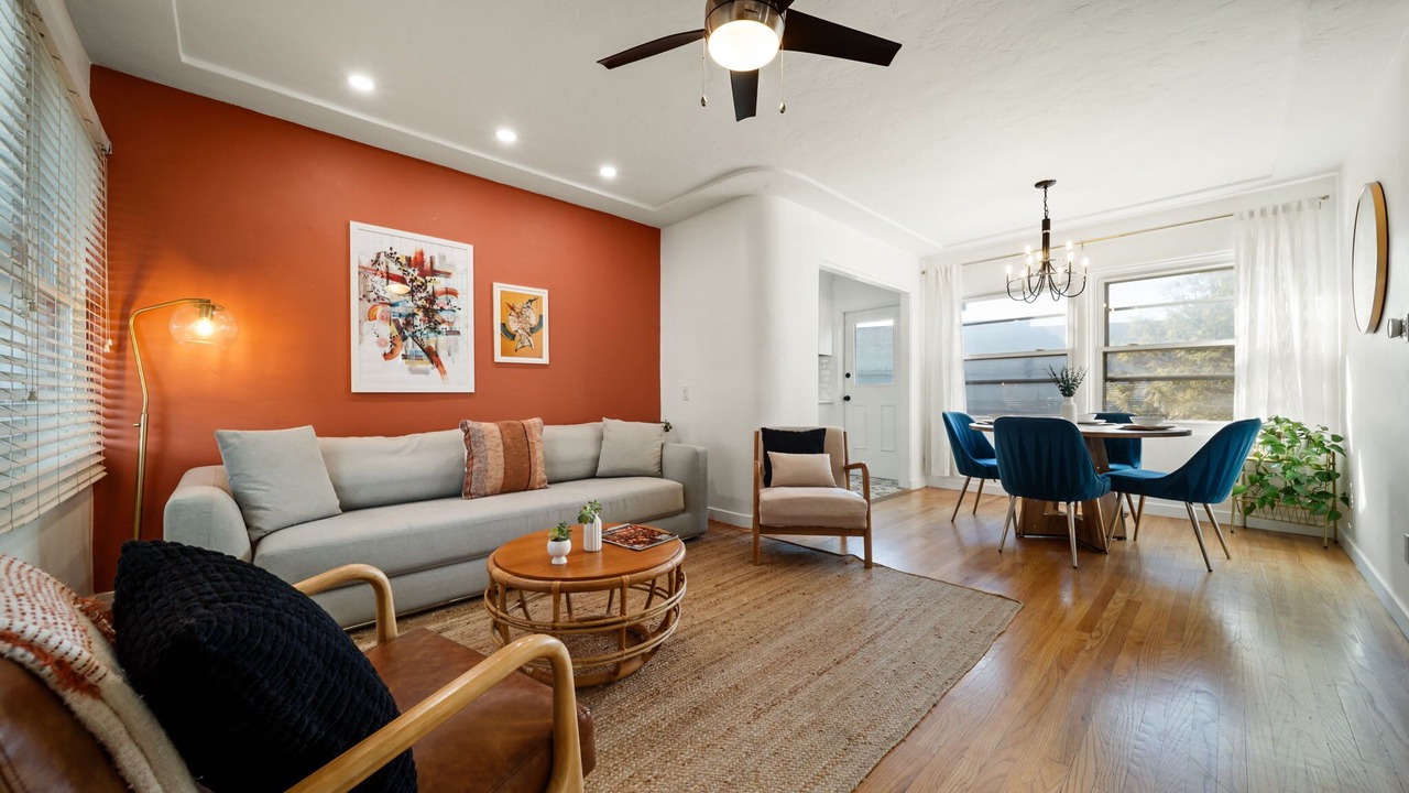Photo of Livingroom in Bankers Hill