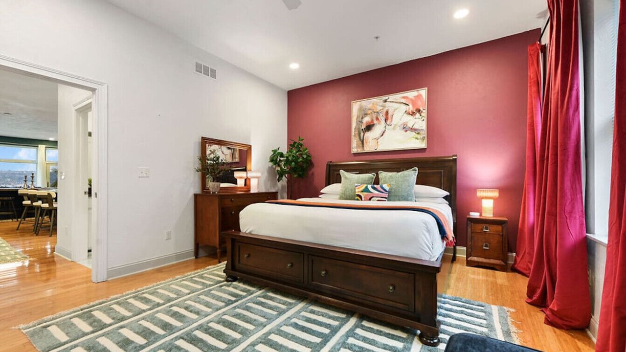 Photo of Bedroom in South Side Slopes
