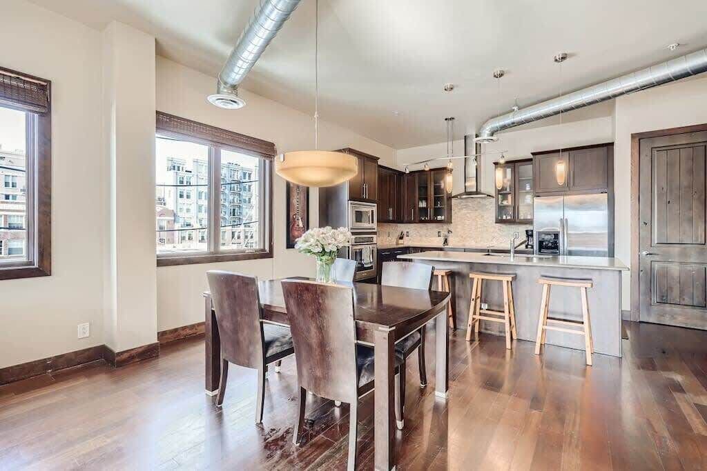 Photo of Bedroom in Ballpark