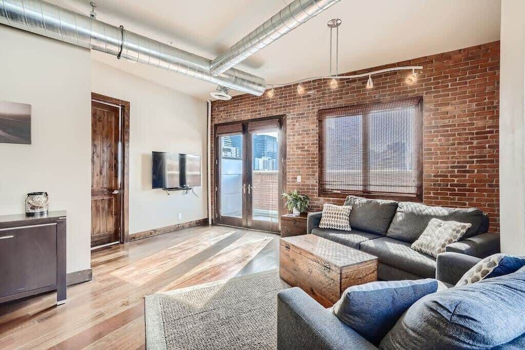 Photo of Bedroom in Ballpark