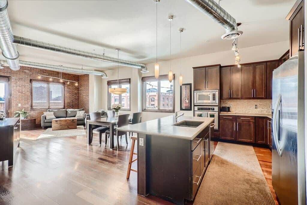 Photo of Bedroom in Ballpark