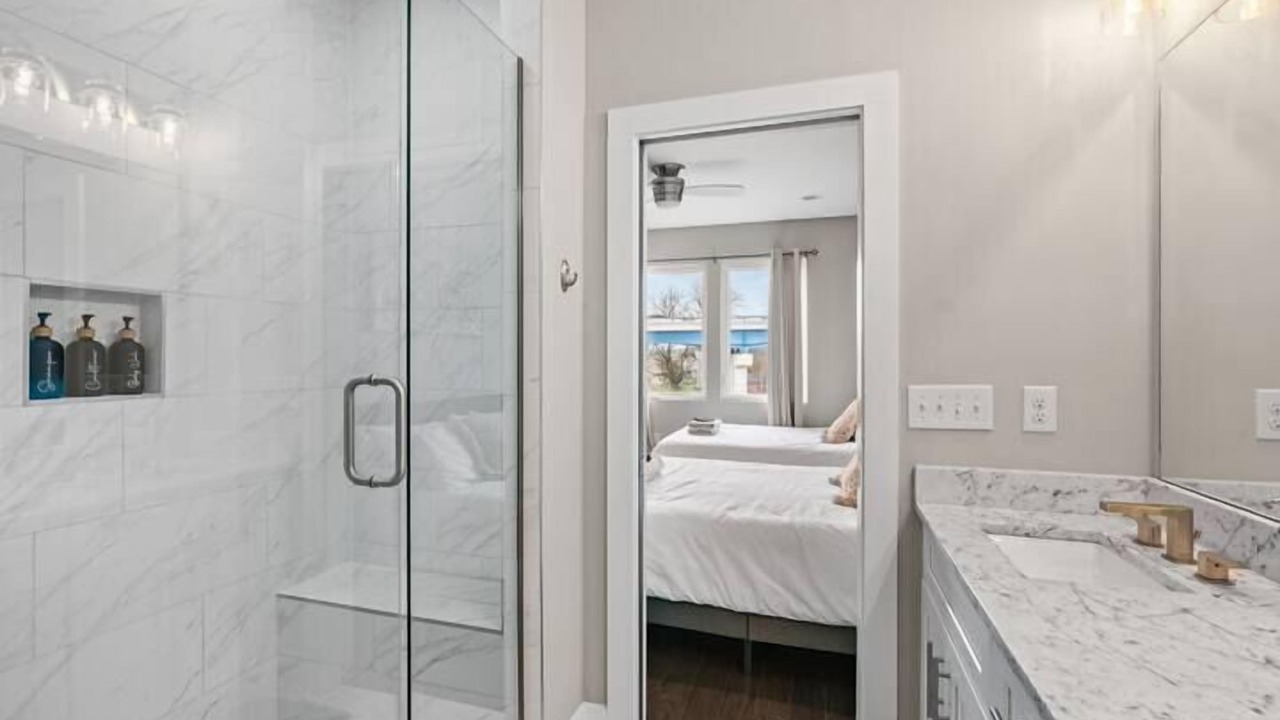 Photo of Bathroom in Hadley - Washington