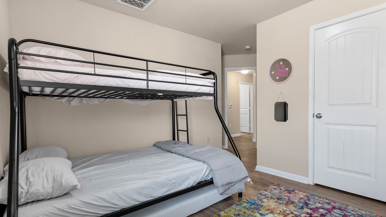 Photo of Bedroom in Pioneer Crossing
