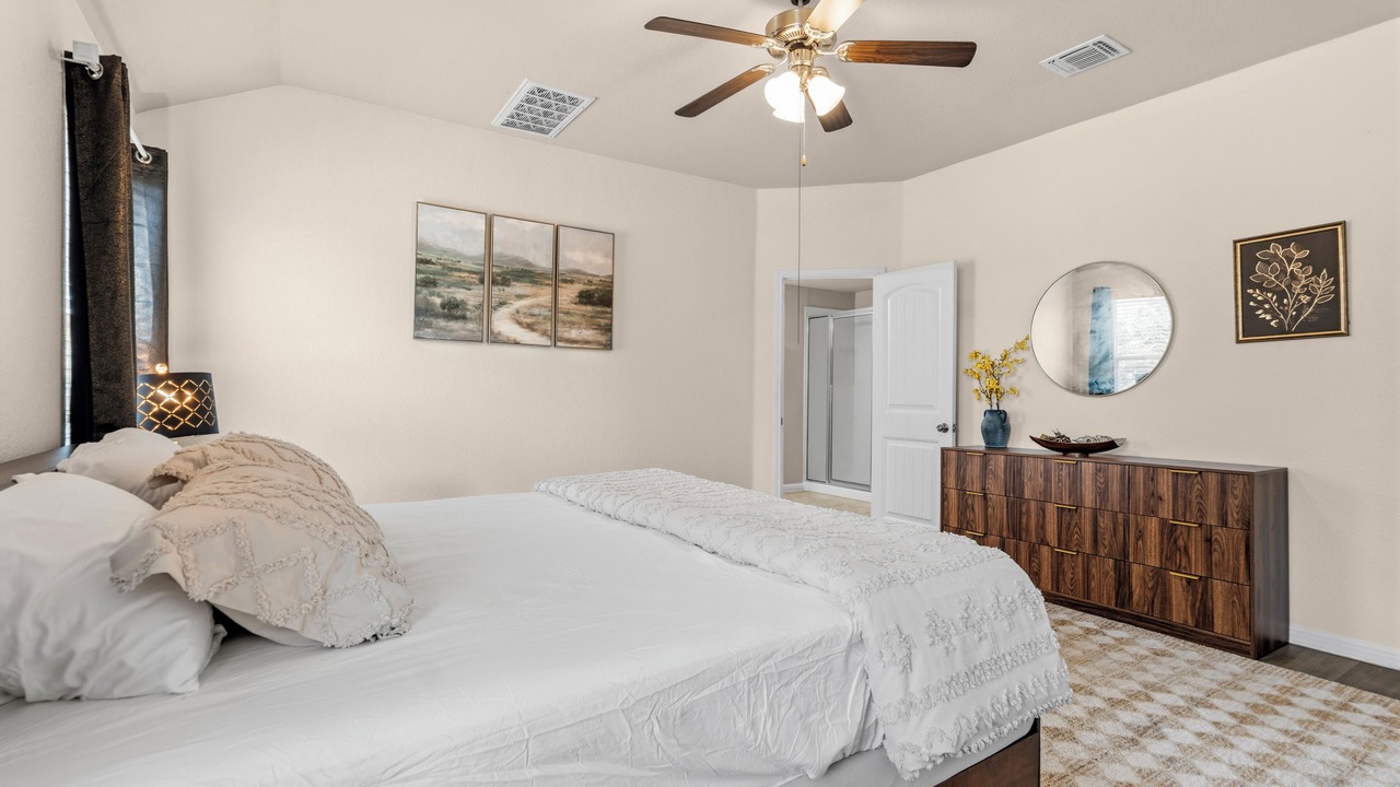 Photo of Bedroom in Pioneer Crossing