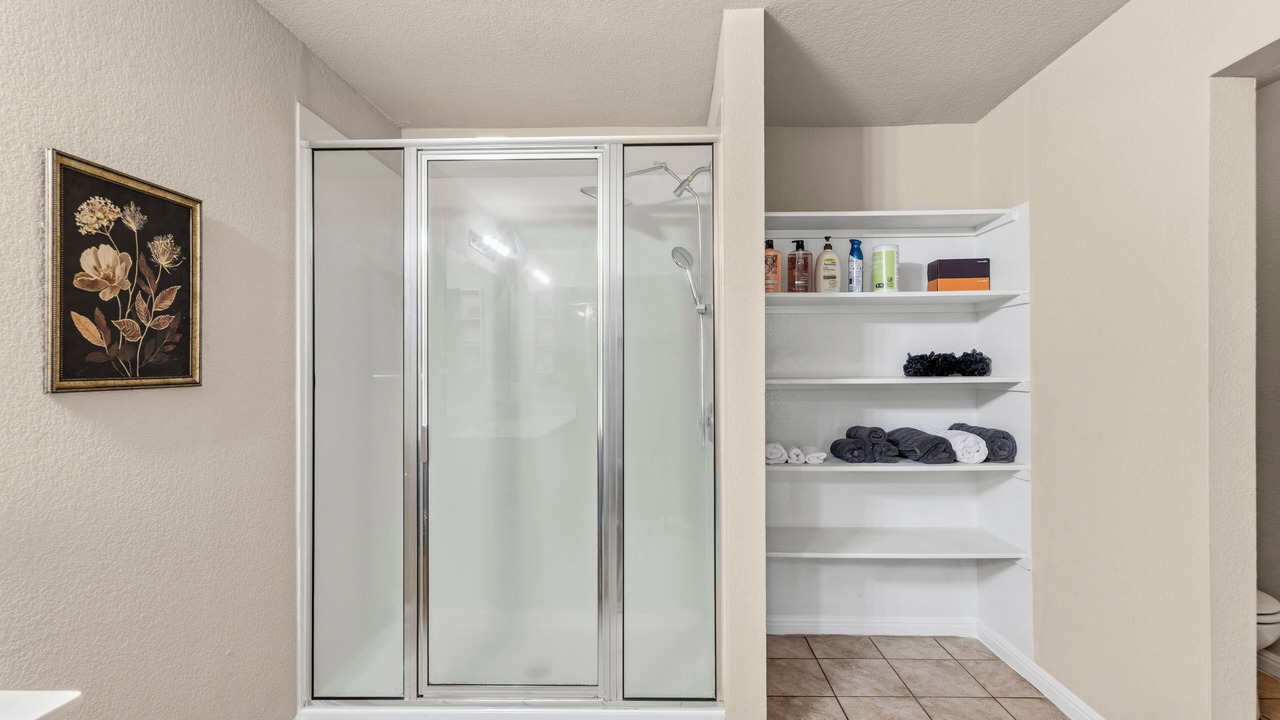 Photo of Bathroom in Pioneer Crossing