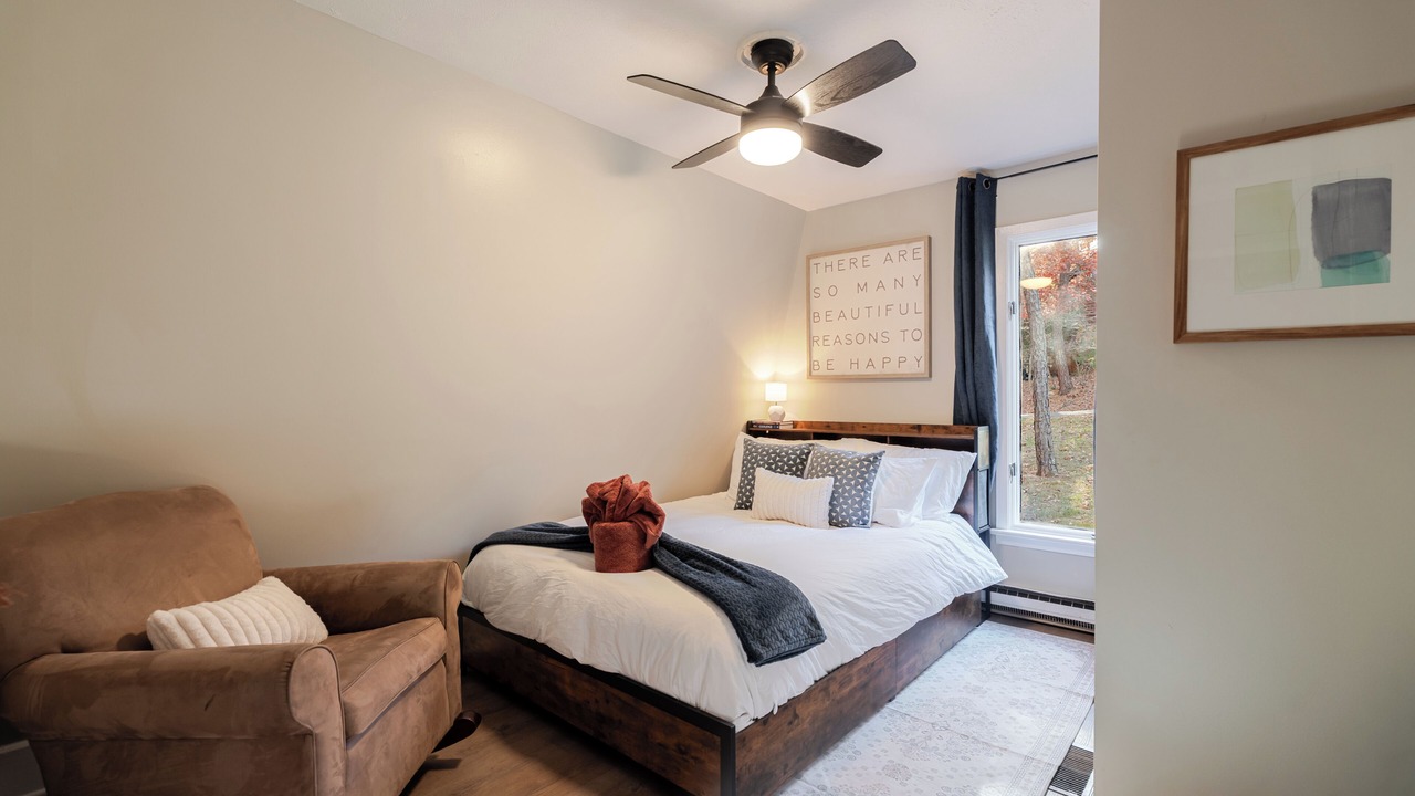 Photo of Bedroom in Massanutten
