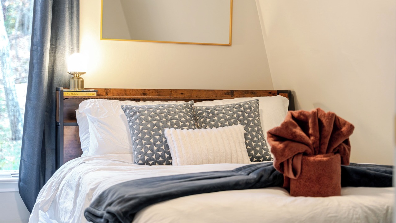 Photo of Bedroom in Massanutten