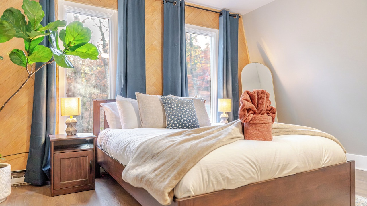Photo of Bedroom in Massanutten