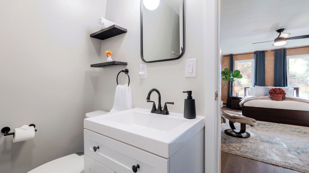 Photo of Bathroom in Massanutten