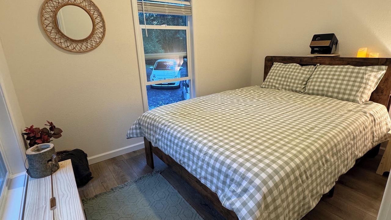 Photo of Bedroom in Klamath