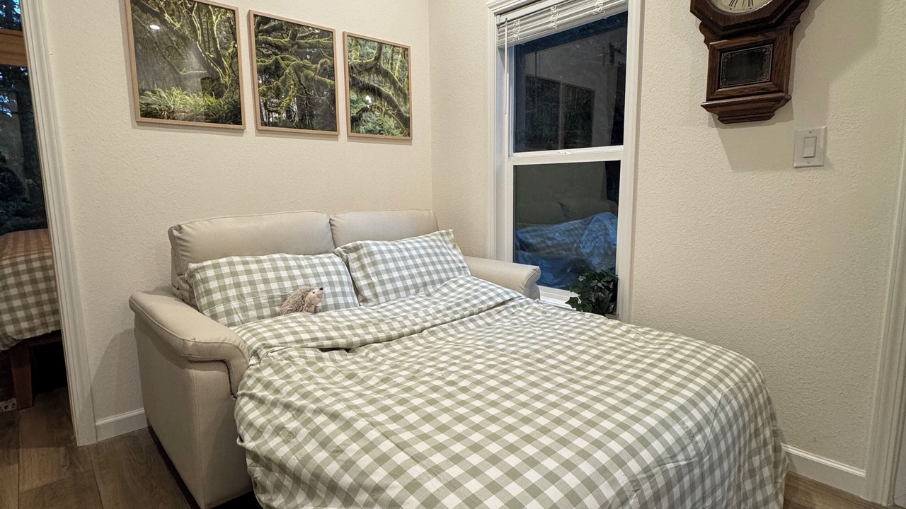 Photo of Bedroom in Klamath