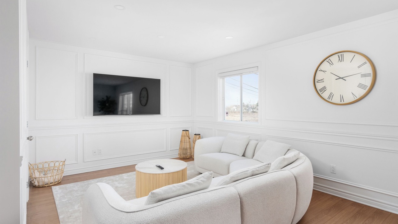 Photo of Livingroom in Laval