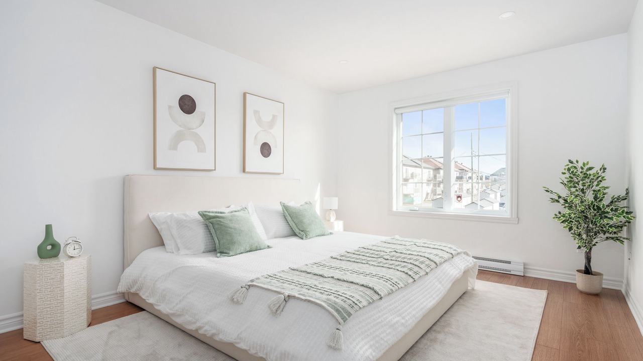 Photo of Bedroom in Laval