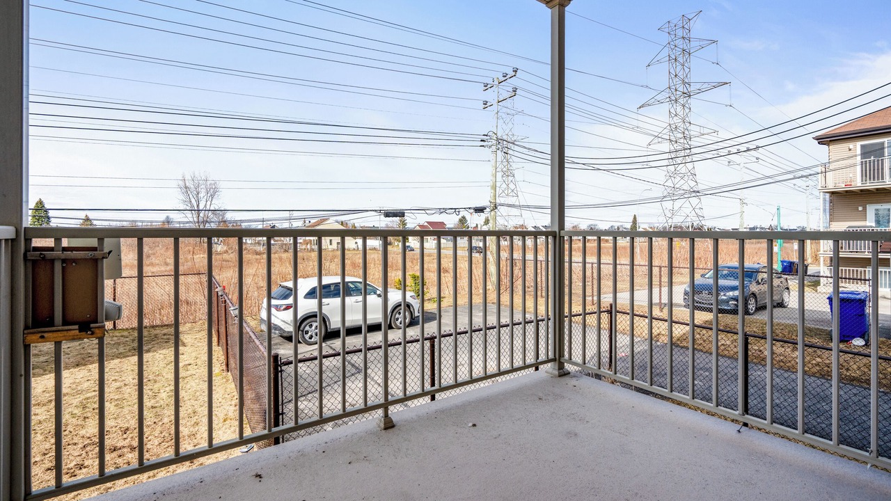 Photo of Outdoor in Laval