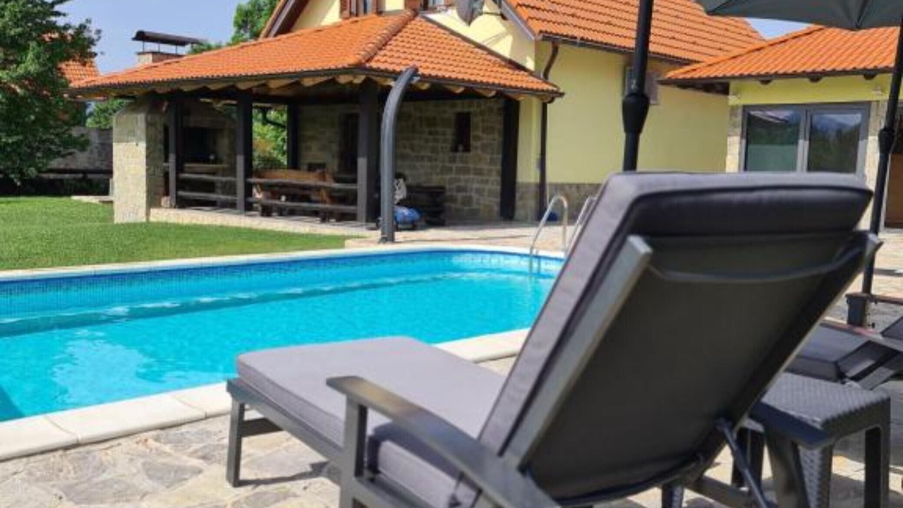 Photo of Outdoor in Lovinac