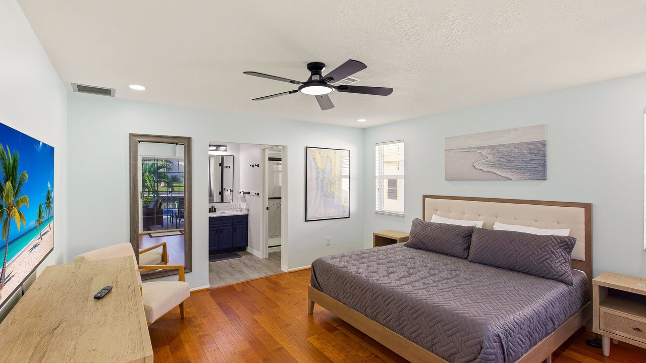 Photo of Bedroom in Burnt Store Isles