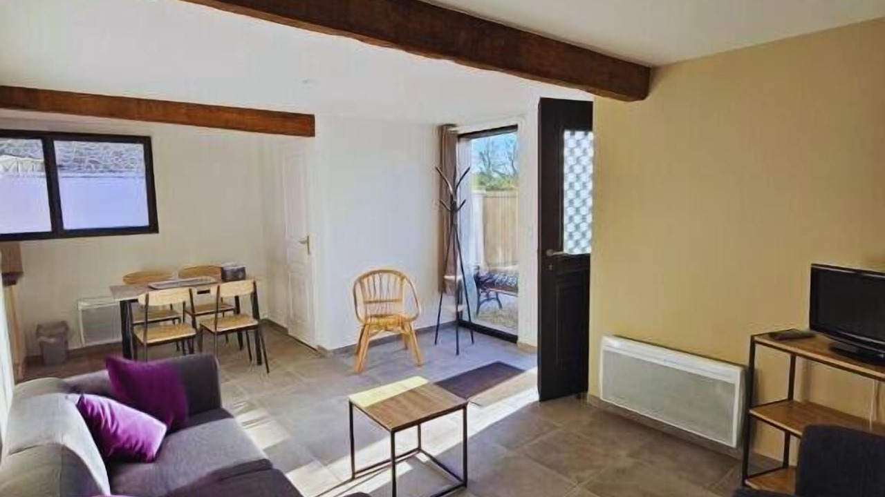 Photo of Livingroom in Chambretaud