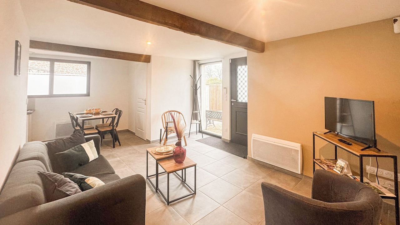 Photo of Livingroom in Chambretaud