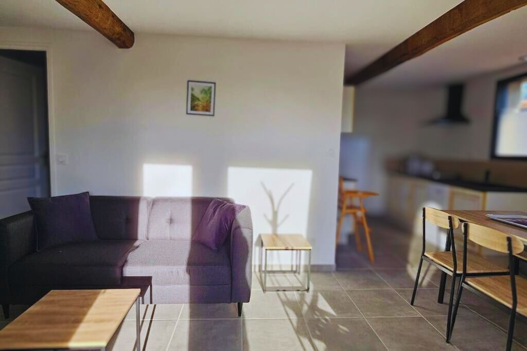 Photo of Livingroom in Chambretaud