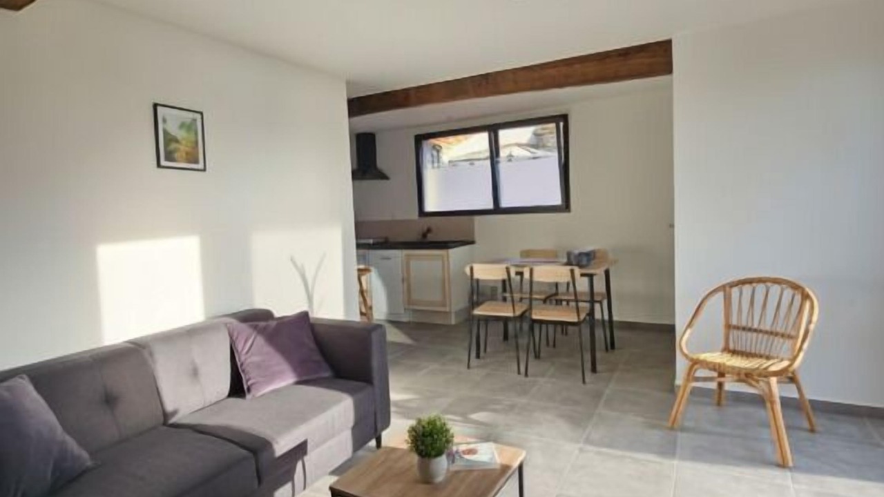 Photo of Livingroom in Chambretaud