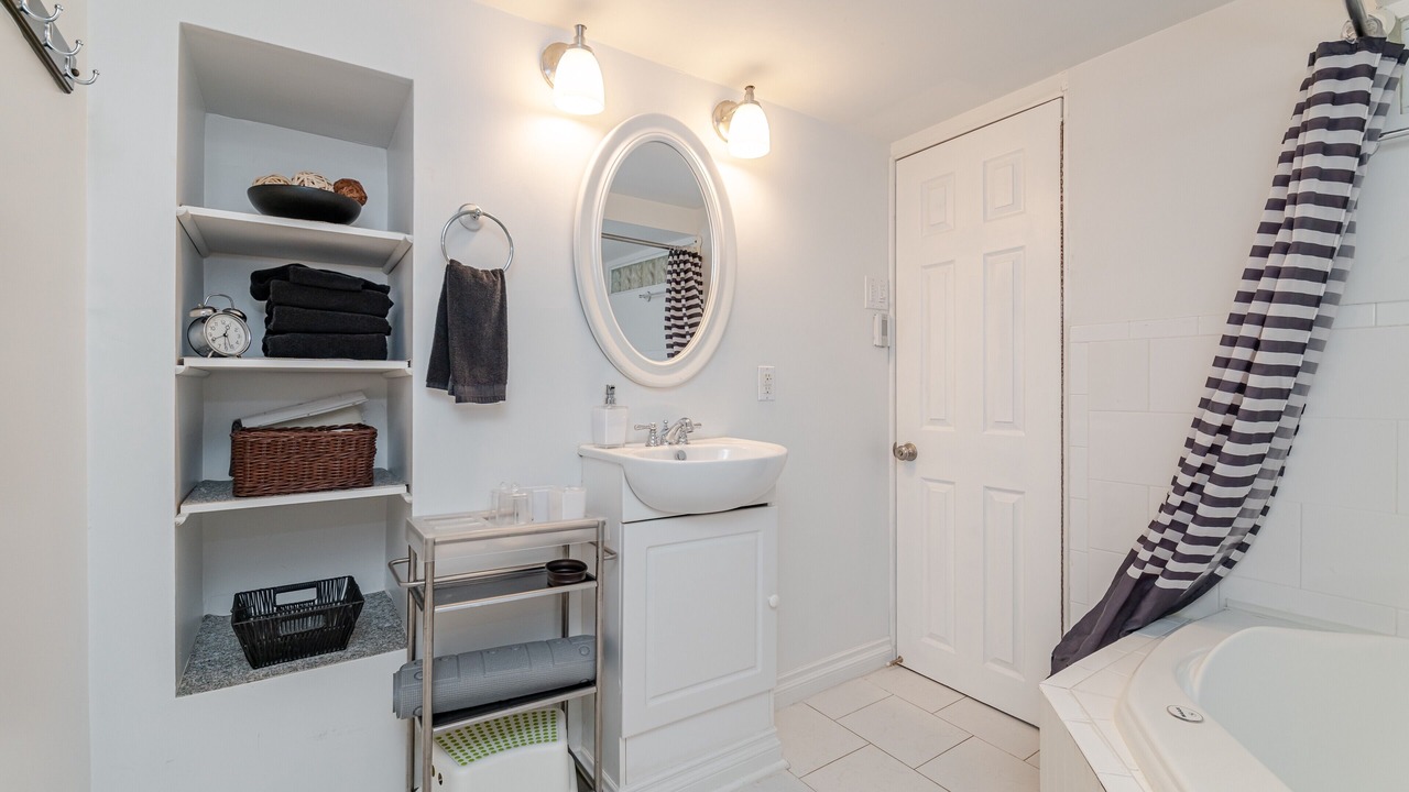 Photo of Bathroom in Bronte