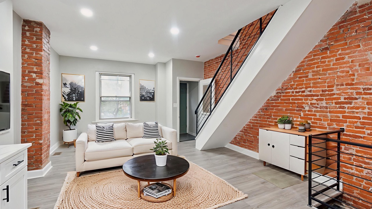 Photo of Livingroom in Brewerytown