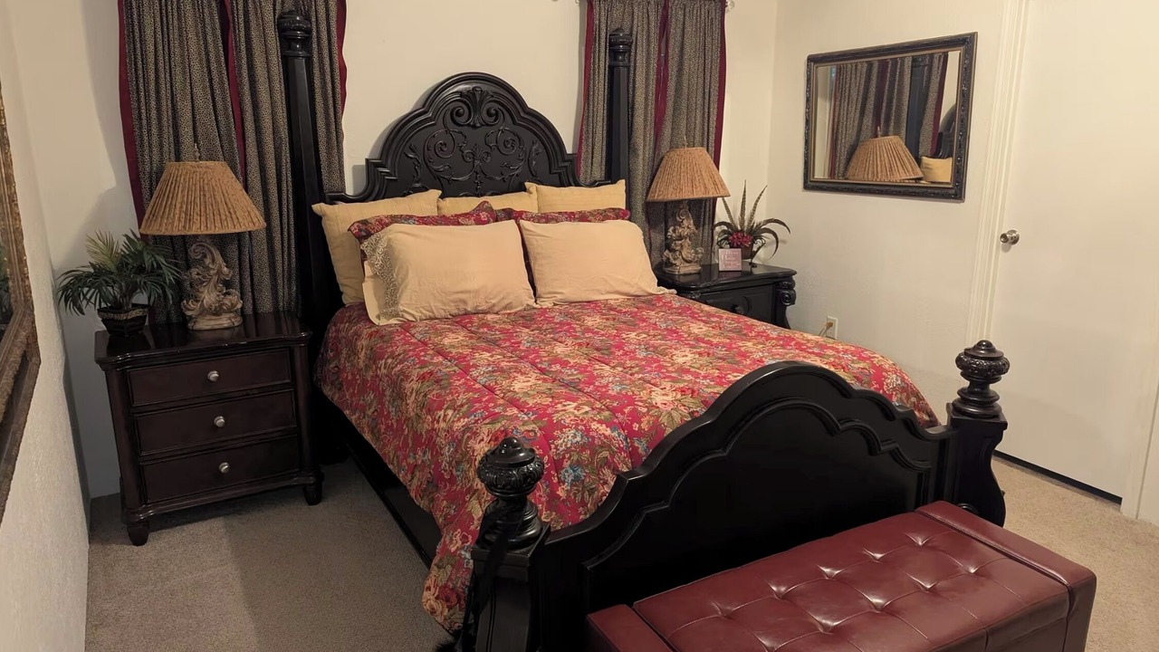 Photo of Bedroom in May