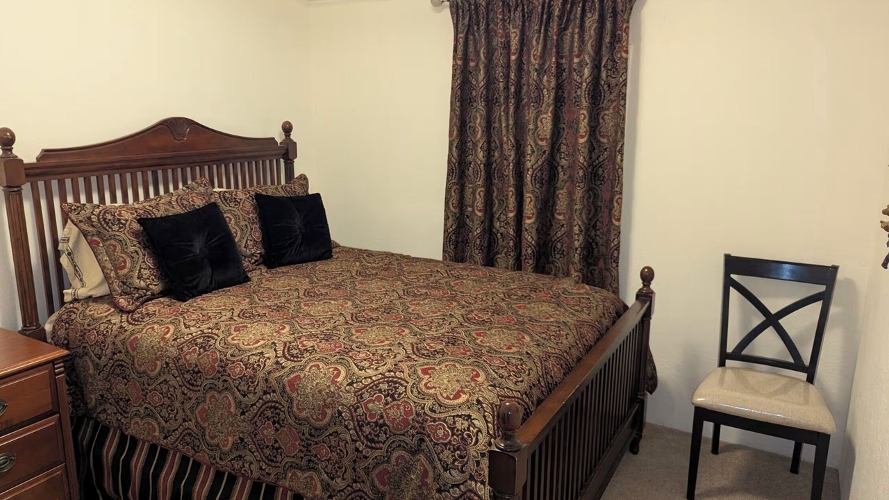Photo of Bedroom in May