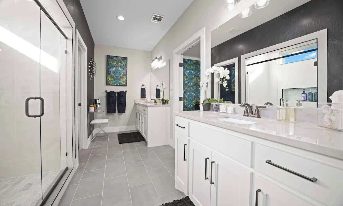 Photo of Bathroom in West Dallas