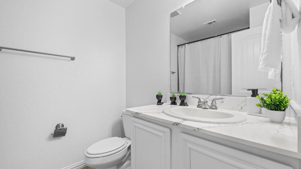 Photo of Bathroom in Grand Prairie