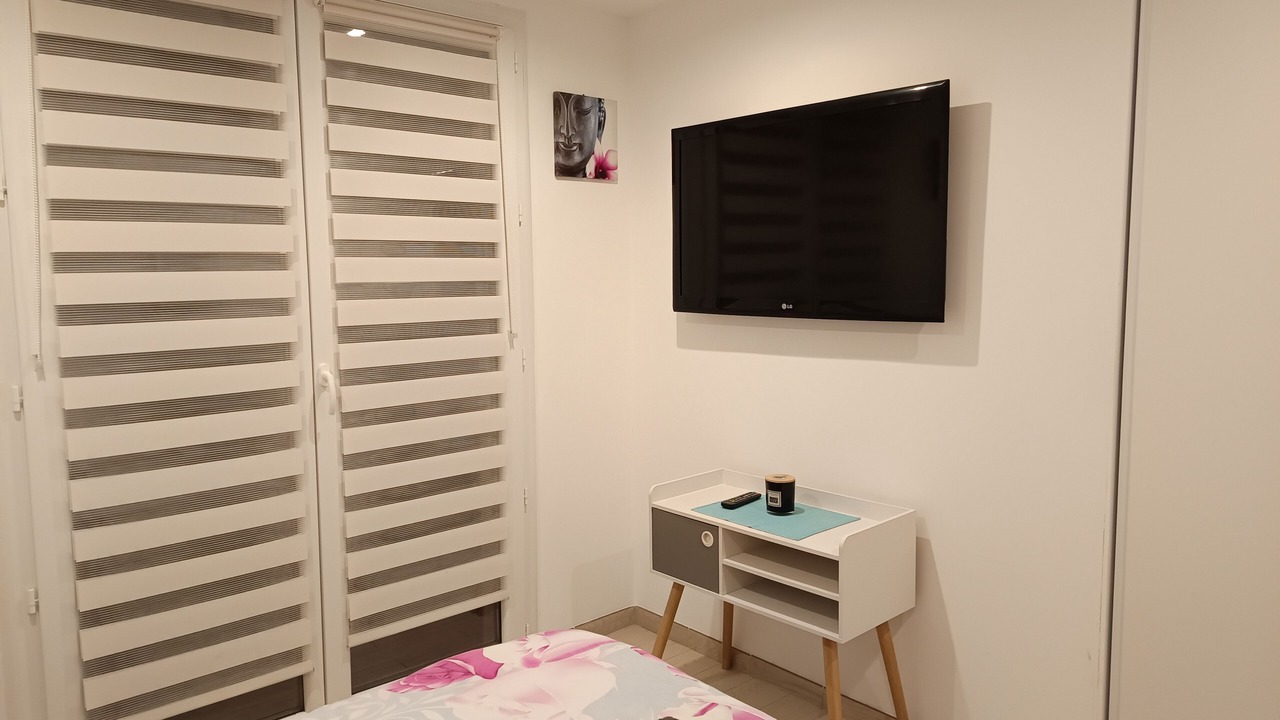 Photo of Bedroom in Pia