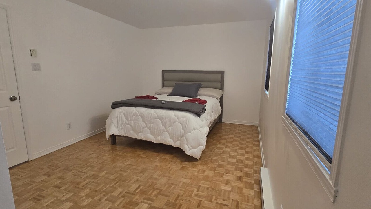 Photo of Bedroom in Laval