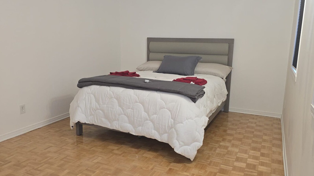 Photo of Bedroom in Laval