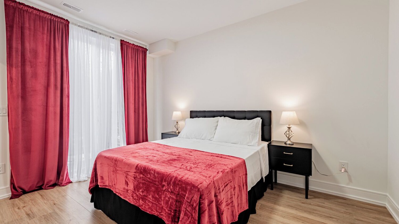Photo of Bedroom in Oakwood Village