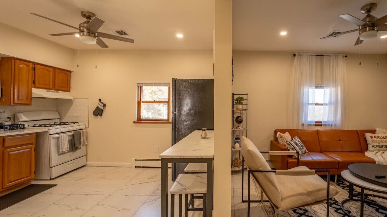 Photo of Livingroom in Highland Falls