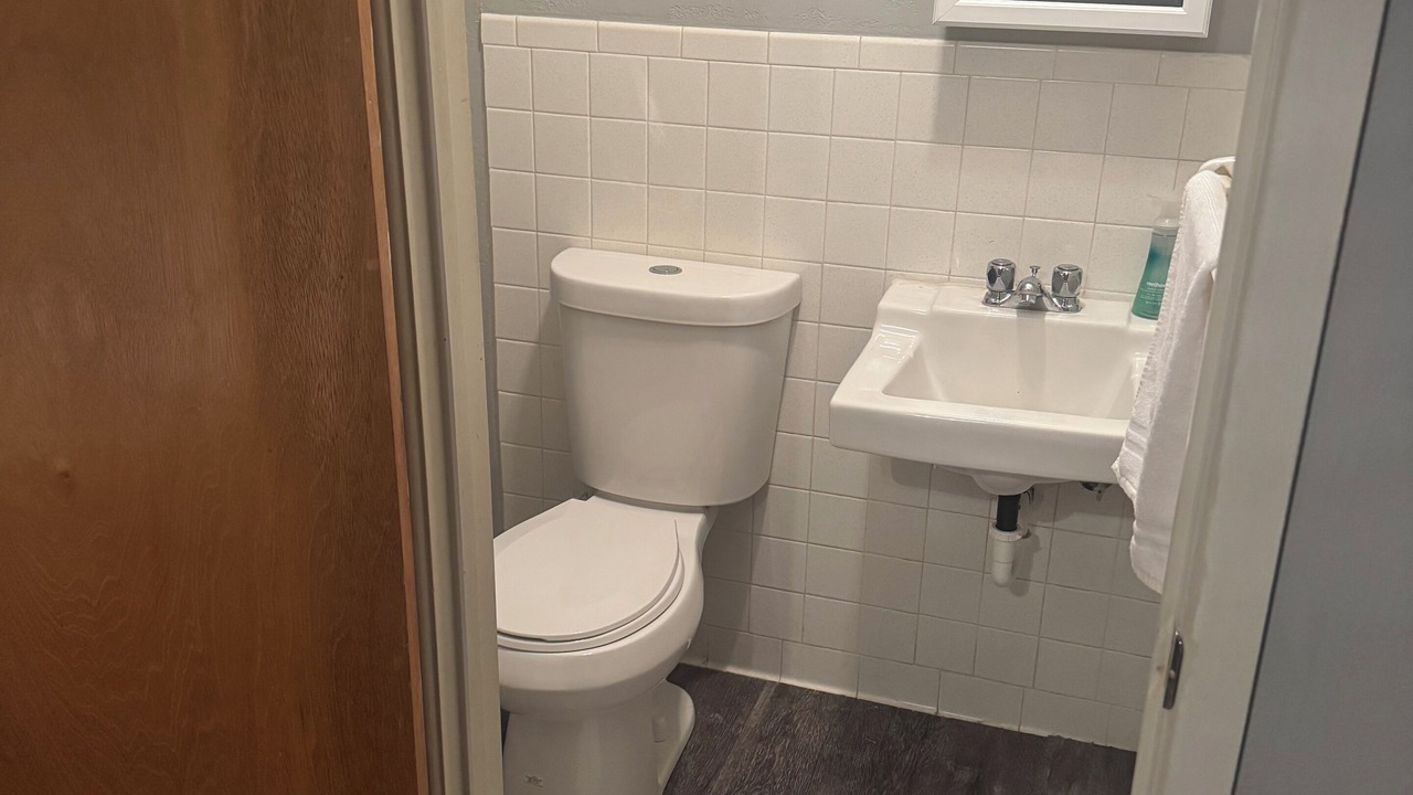 Photo of Bathroom in Pampa