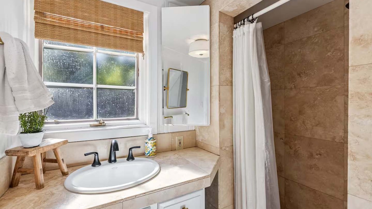 Photo of Bathroom in Kenwood