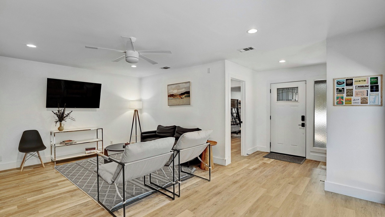 Photo of Livingroom in Austin